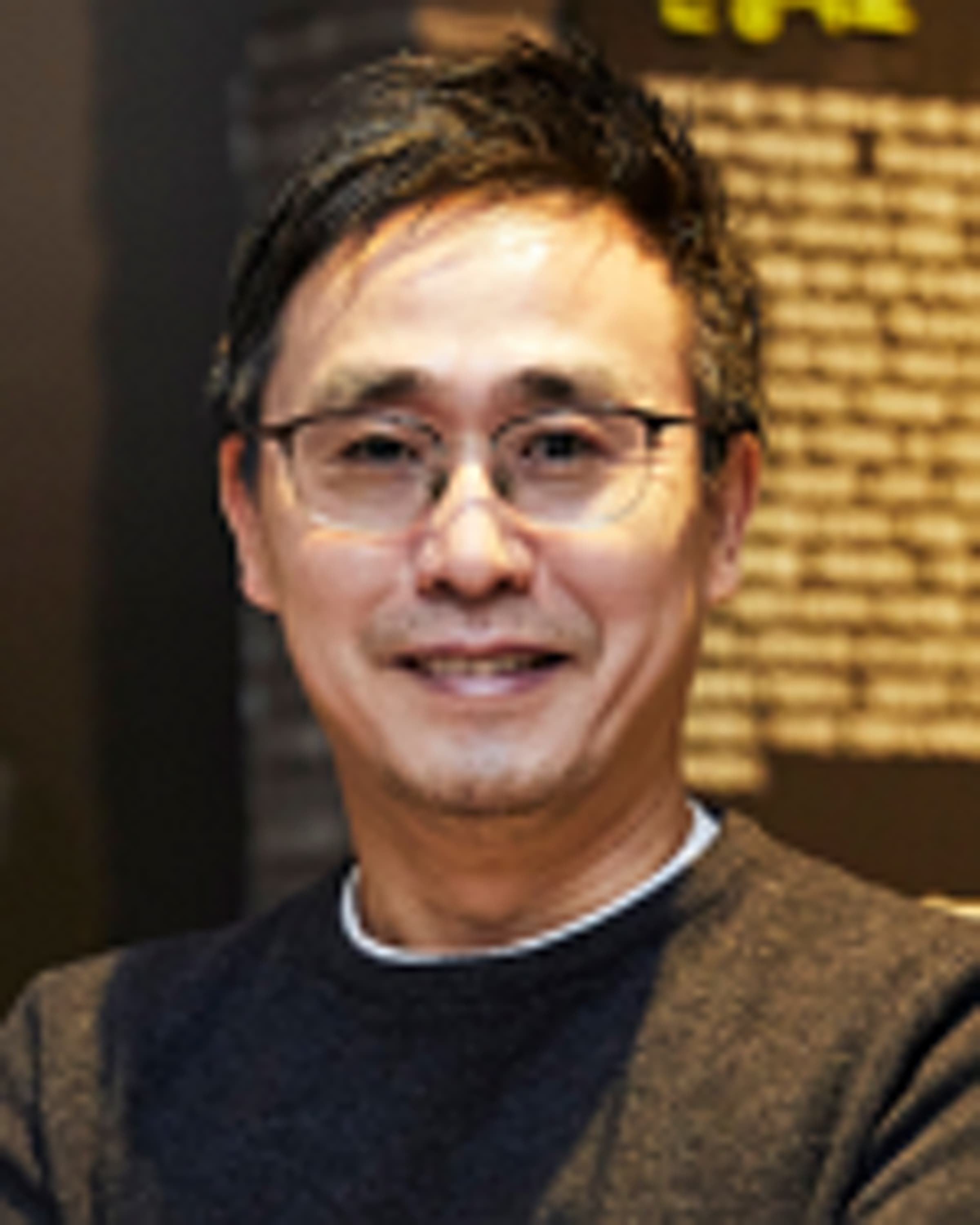 김덕영 감독