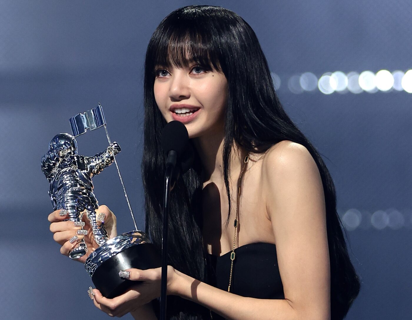 리사 재벌2세 데이트 (프레데릭 아르노는 누구?)