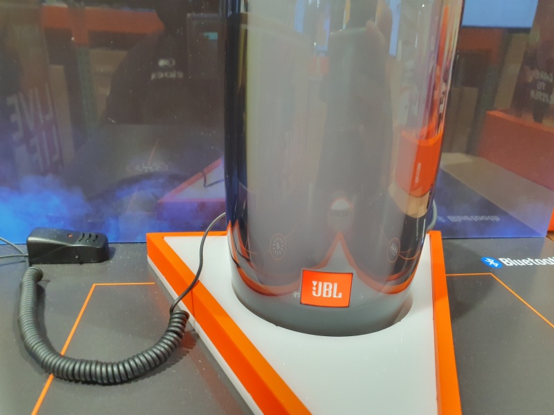 JBL-스피커-밑부분