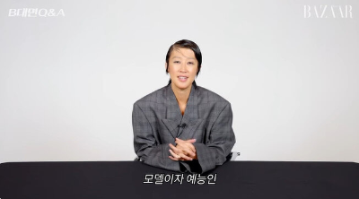 홍진경 사업 매출 질문 답하는 사진