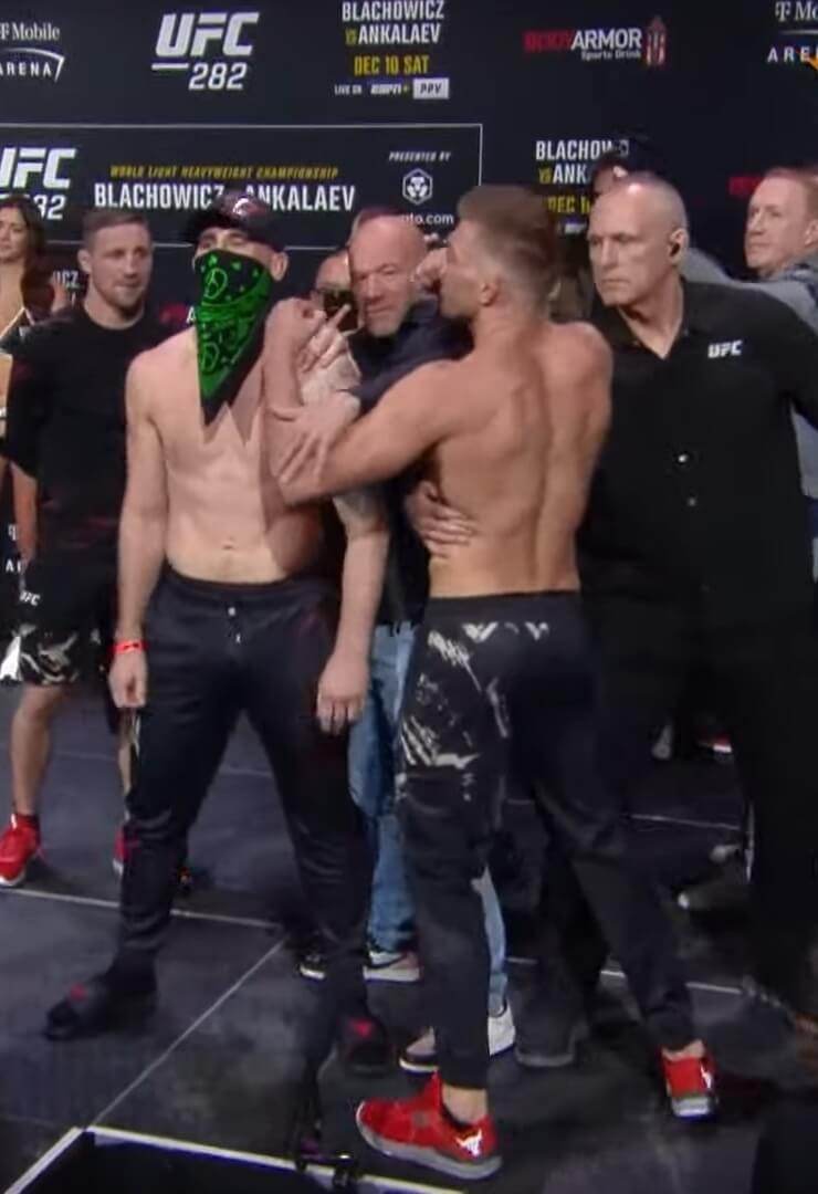 ufc 282 대런 틸 vs 드리커스 뒤 플레시 