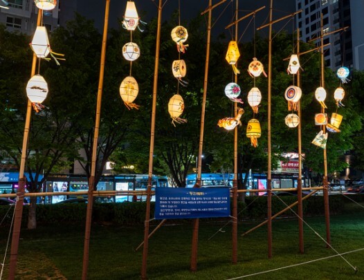 2025년 부산연등회 축제 : 불빛으로 물든 부산의 봄밤