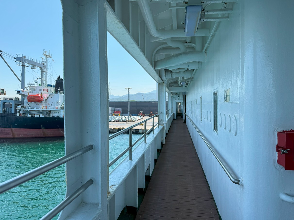 두원상선 크루즈 여객선 실내 모습