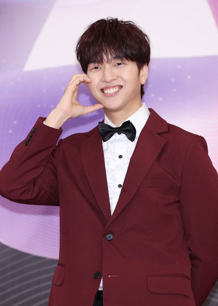 개그맨 유재필, FNC 엔터테인먼트