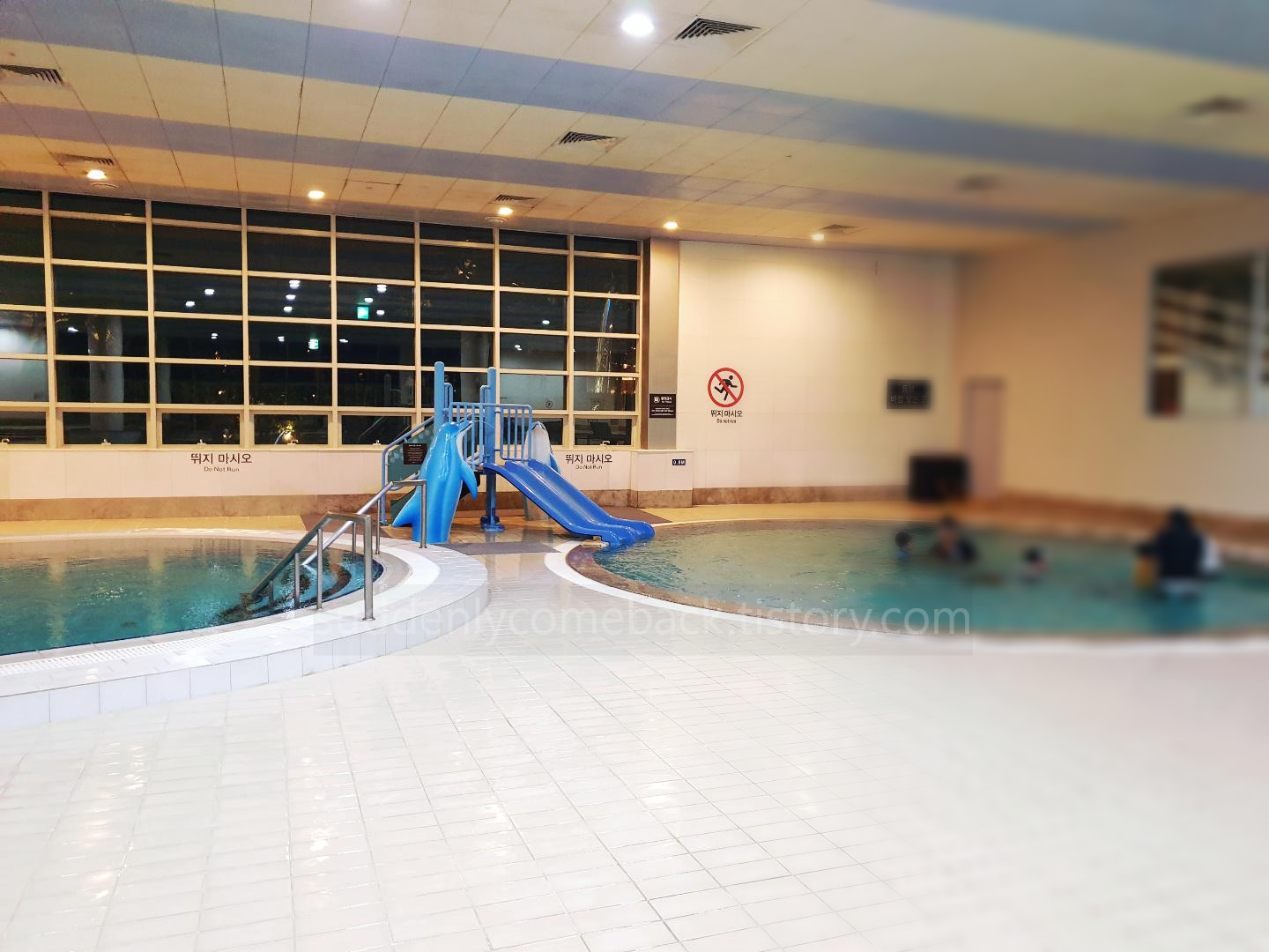 아이들이 놀 수 있는 풀장