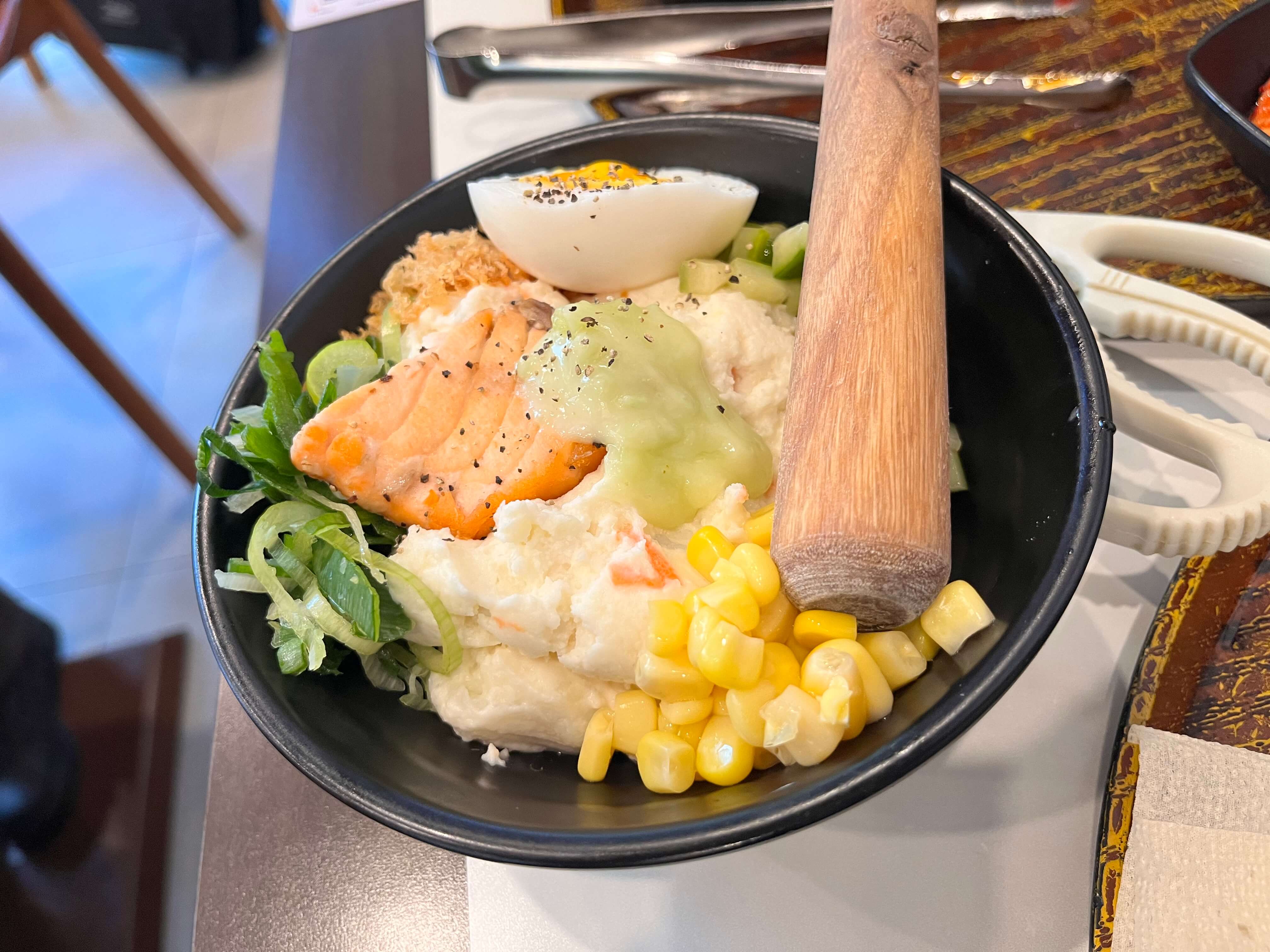 온기정 용산아이파크몰 구운연어 감자 사라다