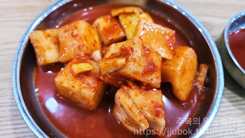 나주곰탕-하얀집-밑반찬-깍두기