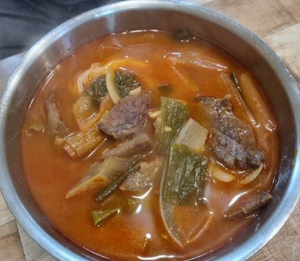 백반기행-안양-장내동육칼-육개장칼국수