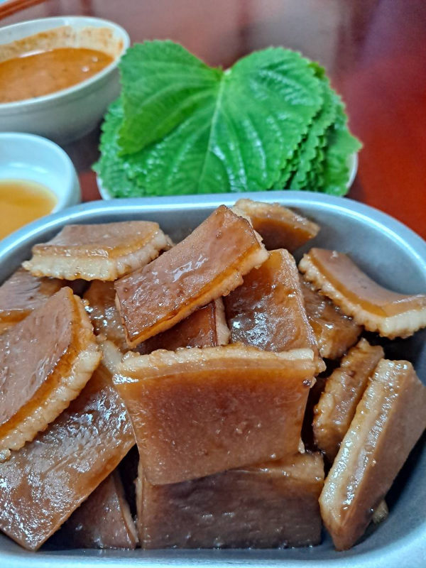 돼지껍데기 조리완료