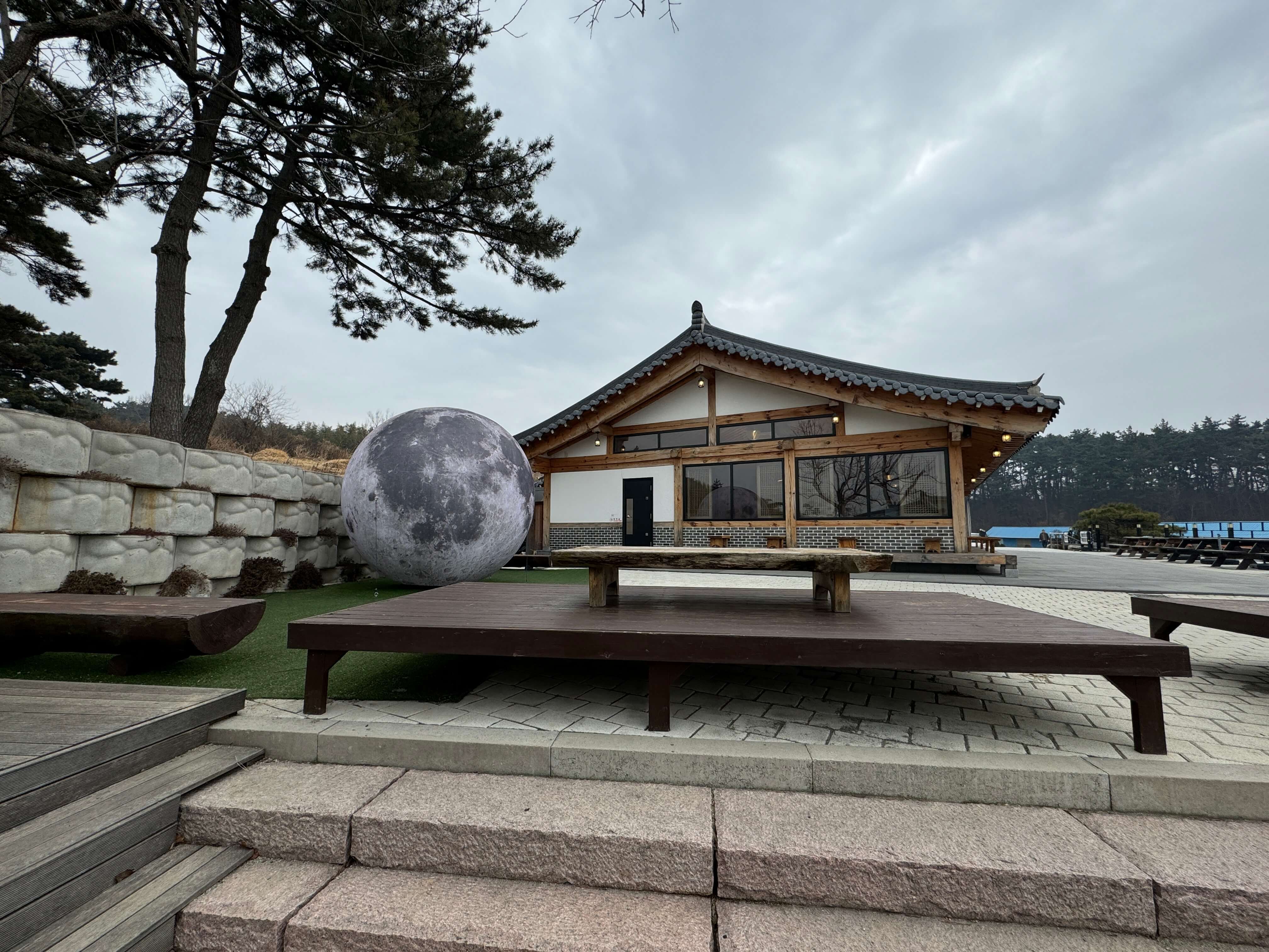 한옥 카페 선은재 삼계탕