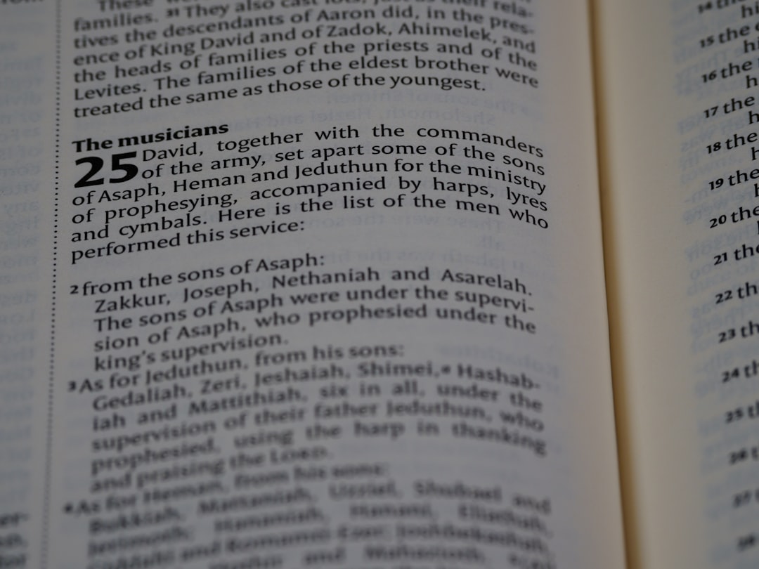 번데기는 pupa로 번역할 수 있습니다.