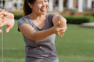 손목 터널 증후군 치료법 증상 수술비용 및 수술법 손목 터널 증후군 운동 수술 후 관리