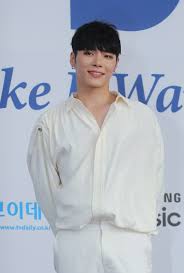 가수 휘성 사망, 콘서트 취소 그리고 에이미 사건 재조명