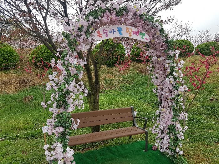 [4월 축제]서울근교 봄꽃 축제❘부천 춘덕산 복숭아꽃 축제❘복숭아꽃 개화가 절정이에요. 맛집 추천