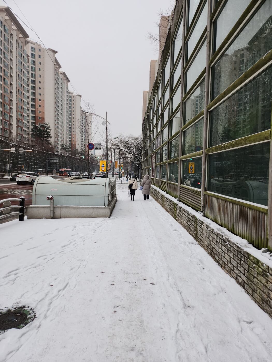 눈 내린 인천 구월동, 서울 성수동