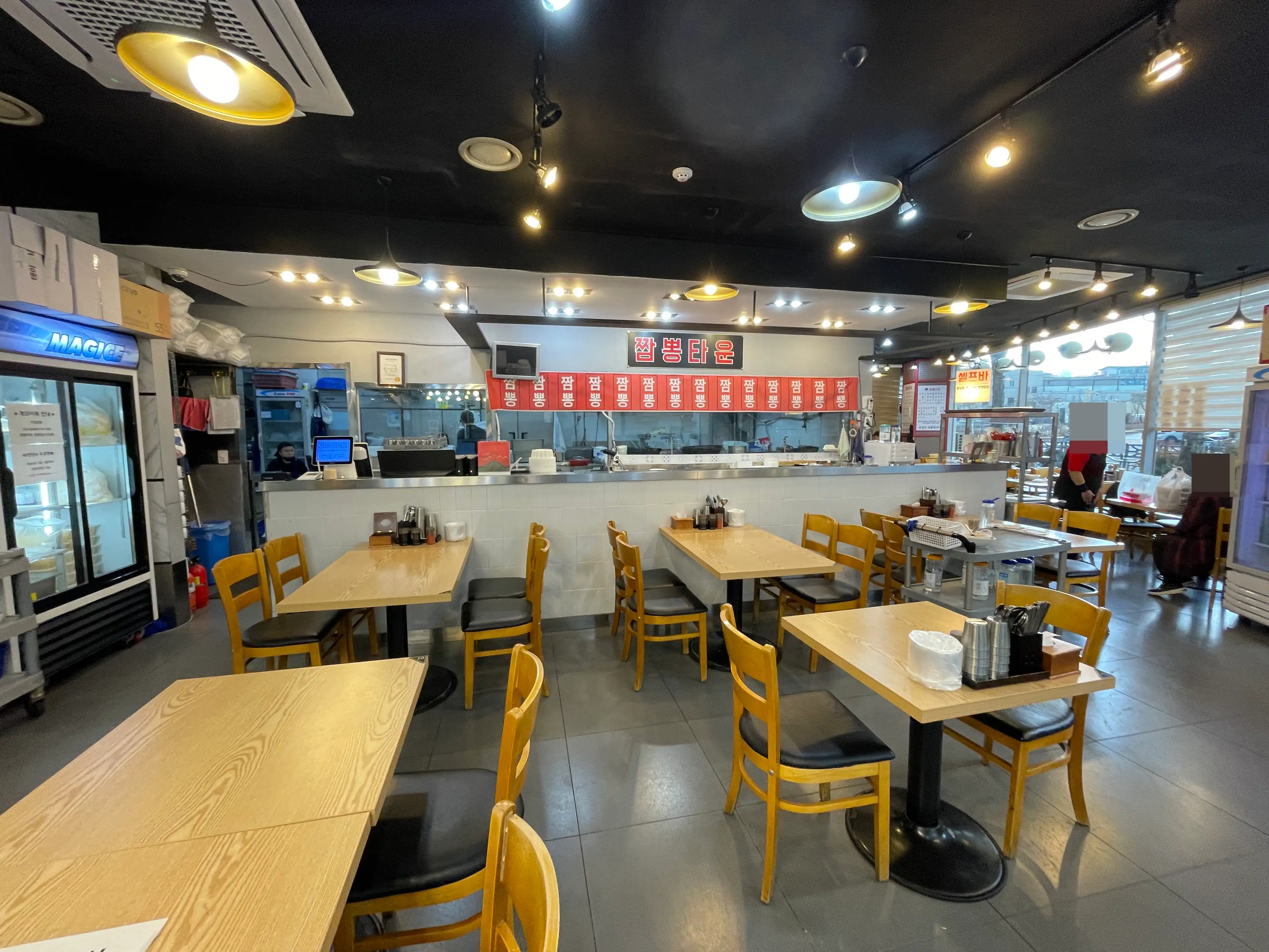 짬뽕타운-내부전경