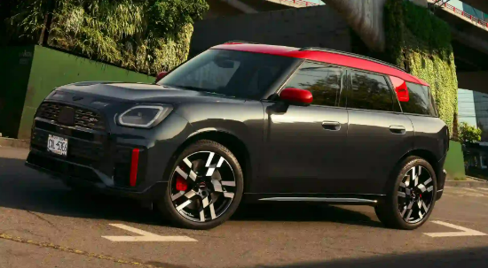 2025 미니 JCW 해치백, 고성능 해치백의 기준을 새로 쓰다