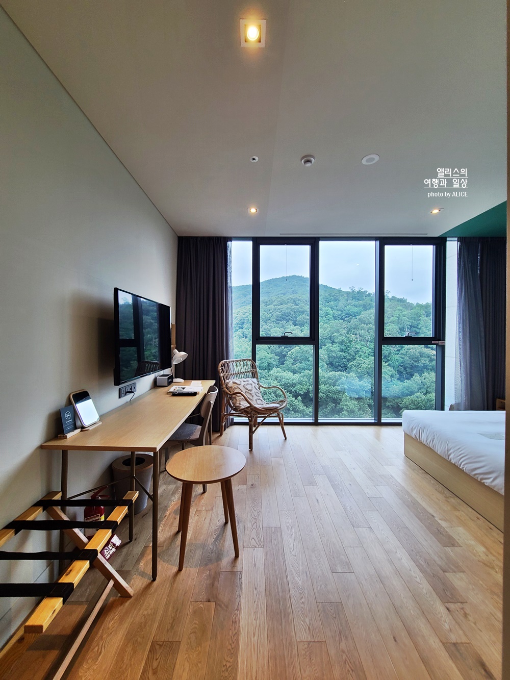 라까사호텔 광명 슈페리어 더불룸 그린 마운틴뷰, 힐링 호캉스 경기도 호텔