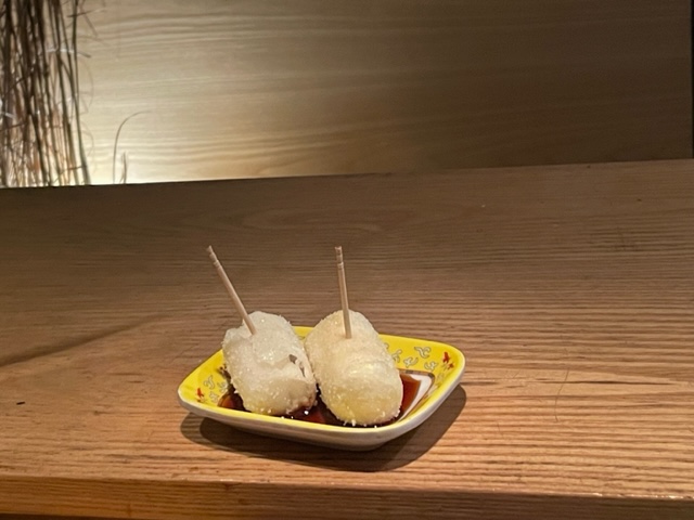 후식으로 가래떡구이와 함께 식사가 마무리 되었습니다.