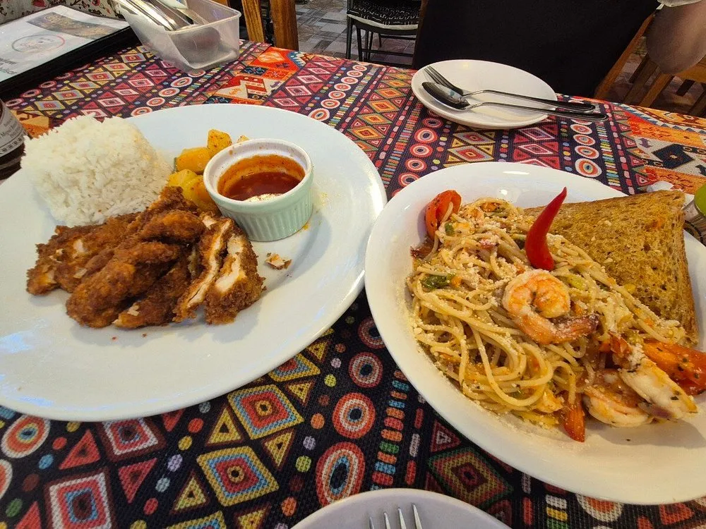 보홀 알로나 비치 맛집 이미지