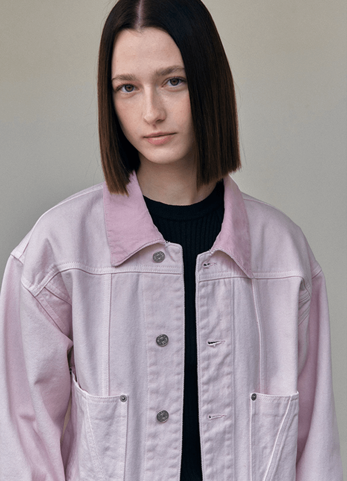 샤이닝 1회 김민주 자켓