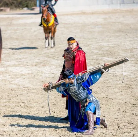 제주도-서쪽-놀거리-가족여행-추천-라온더마파크-기마공연-배우들-연기