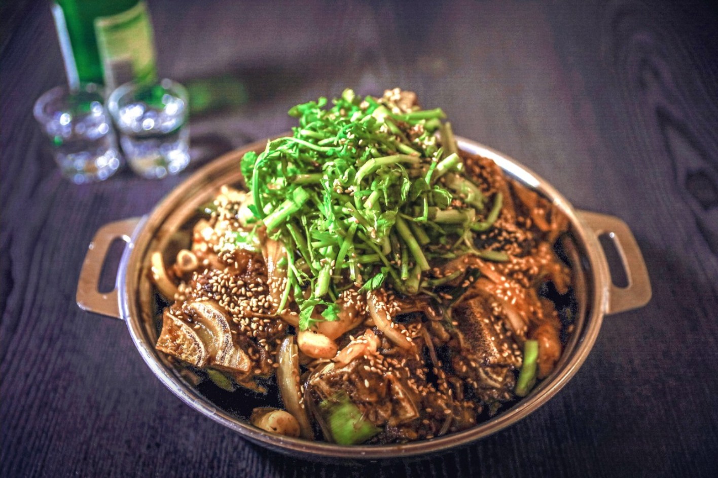 대갈뚝배기 푸짐하고 맛깔스러운 안주