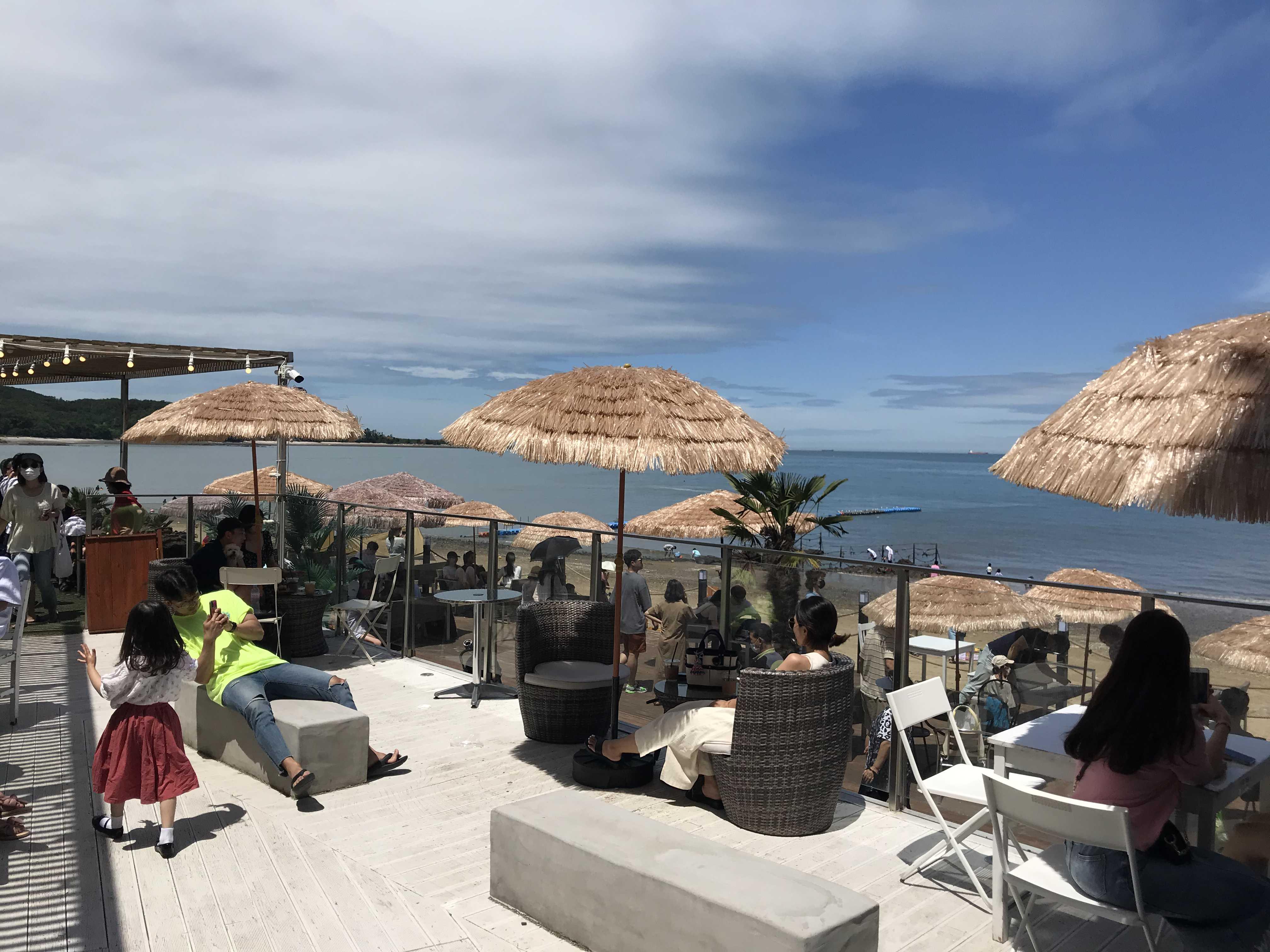 인천 영흥도 카페 하이바다 전용 바다뷰 좌석