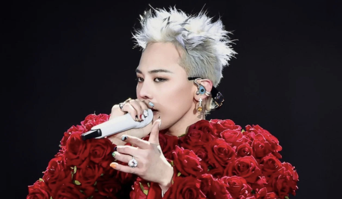 img src="지드래곤_베트남_공연.jpg"alt"지드래곤이 베트남에서 공연"