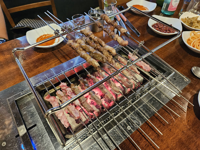 논현동 영동시장 양꼬치 '매화양꼬치'