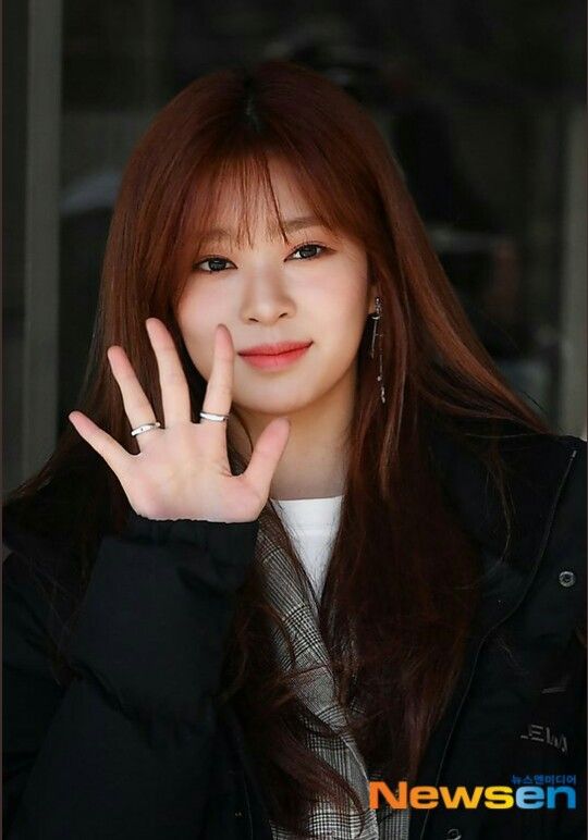 아이즈원 김민주 최애사진