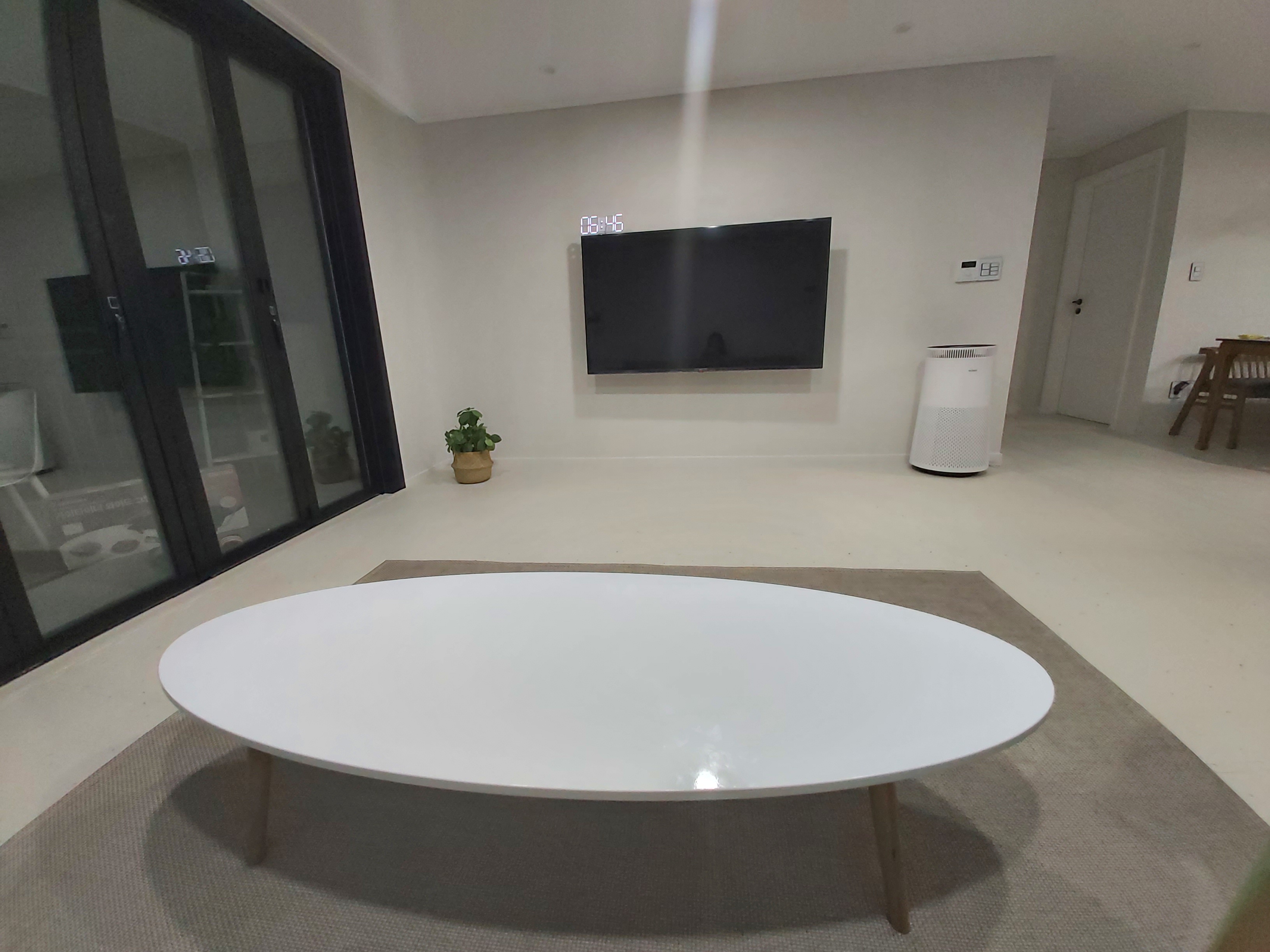 킴볼 서핑 거실테이블