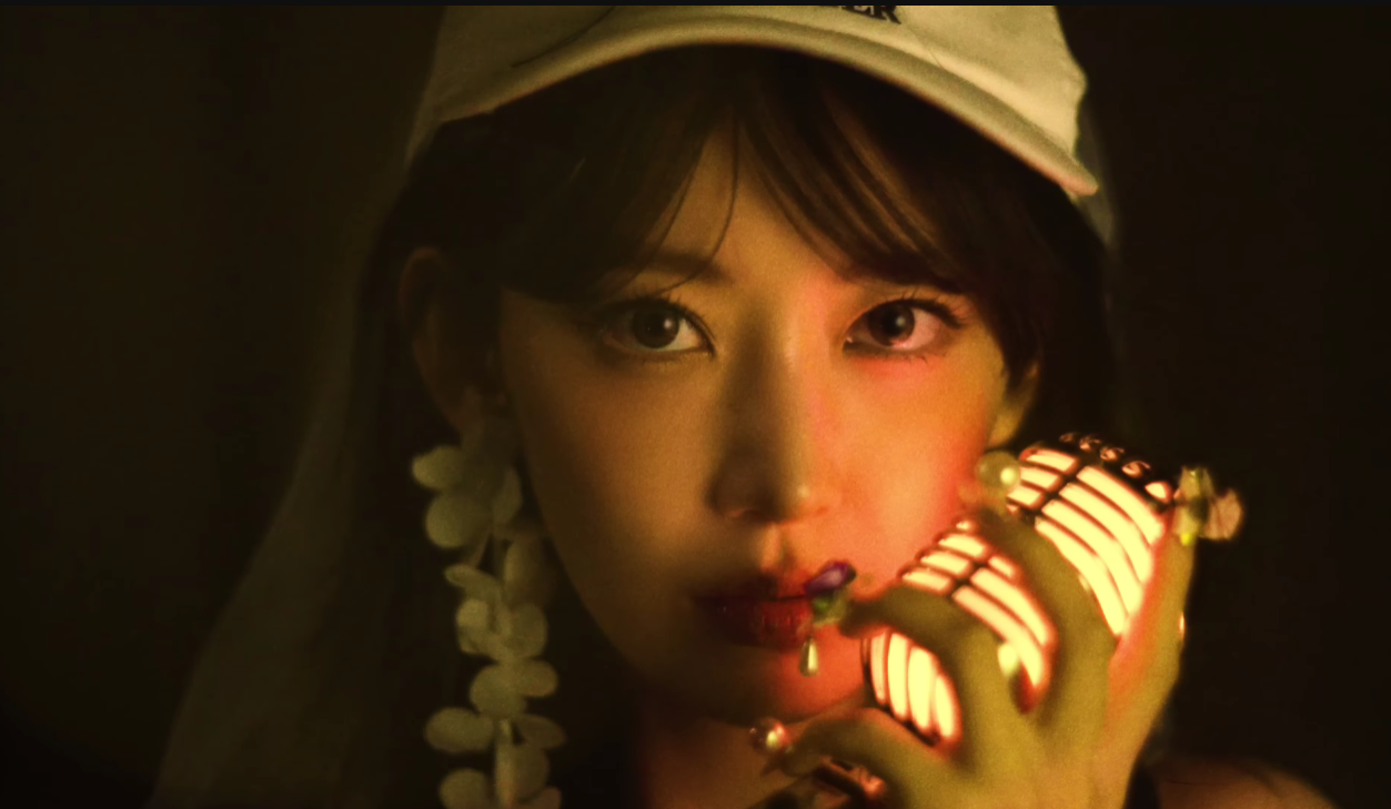 LE SSERAFIM 미니 5집 HOT