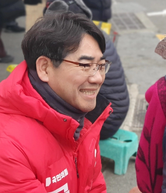 이성권 국회의원 프로필 나이 고향 학력 재산 페이스북