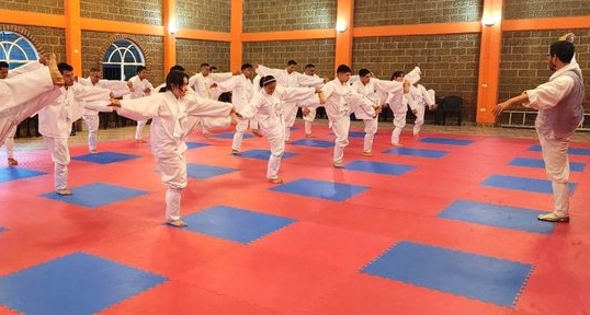 체력 향상을 돕는 택견 수련