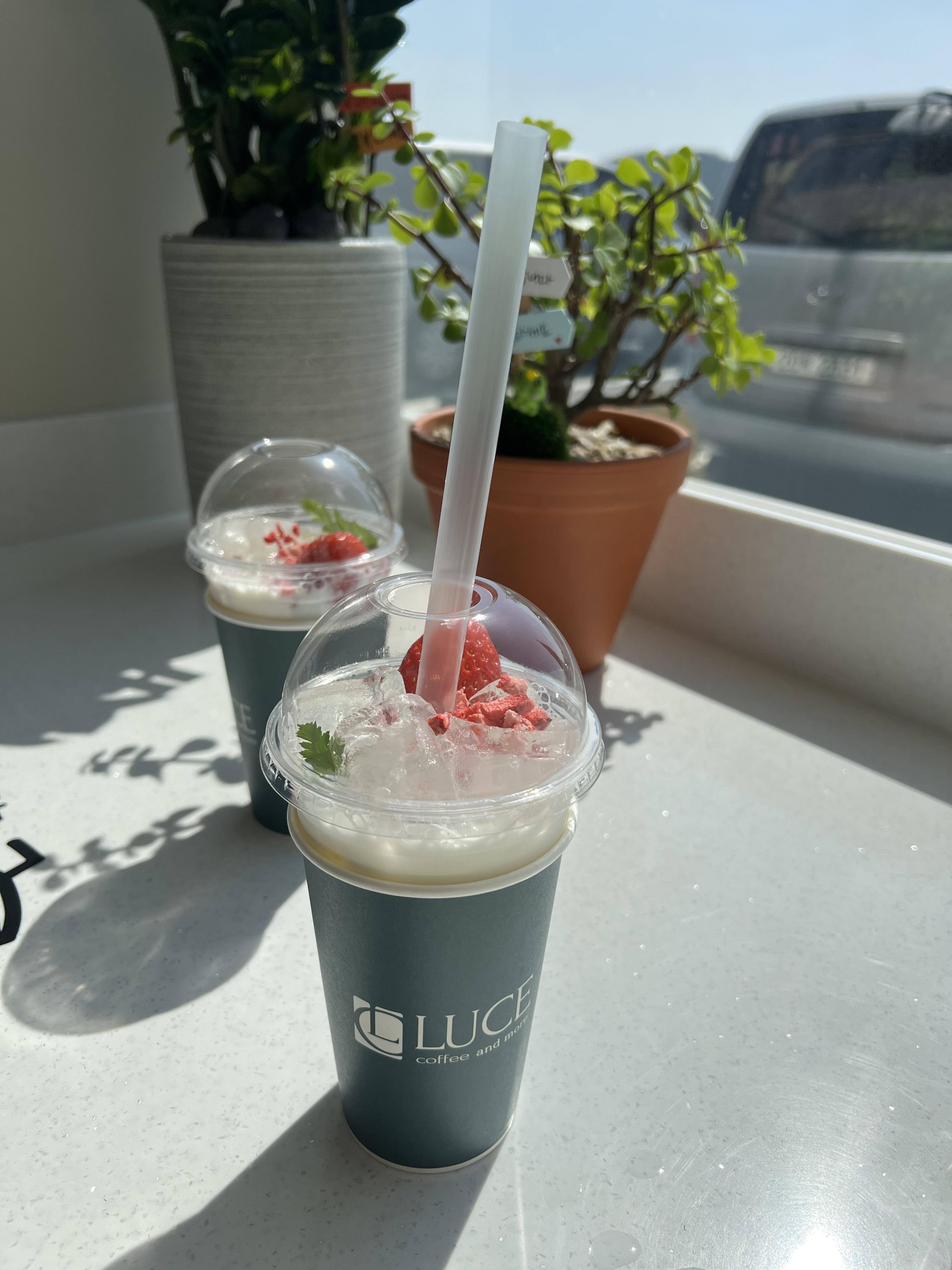 금마루체딸기음료