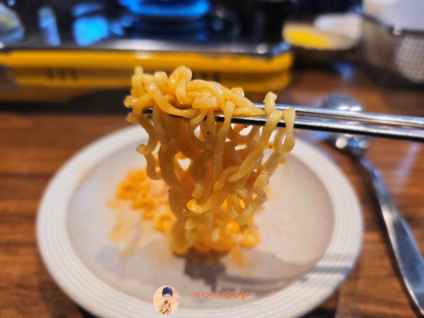 기본 떡볶이 + 납작만두 + 반반튀김