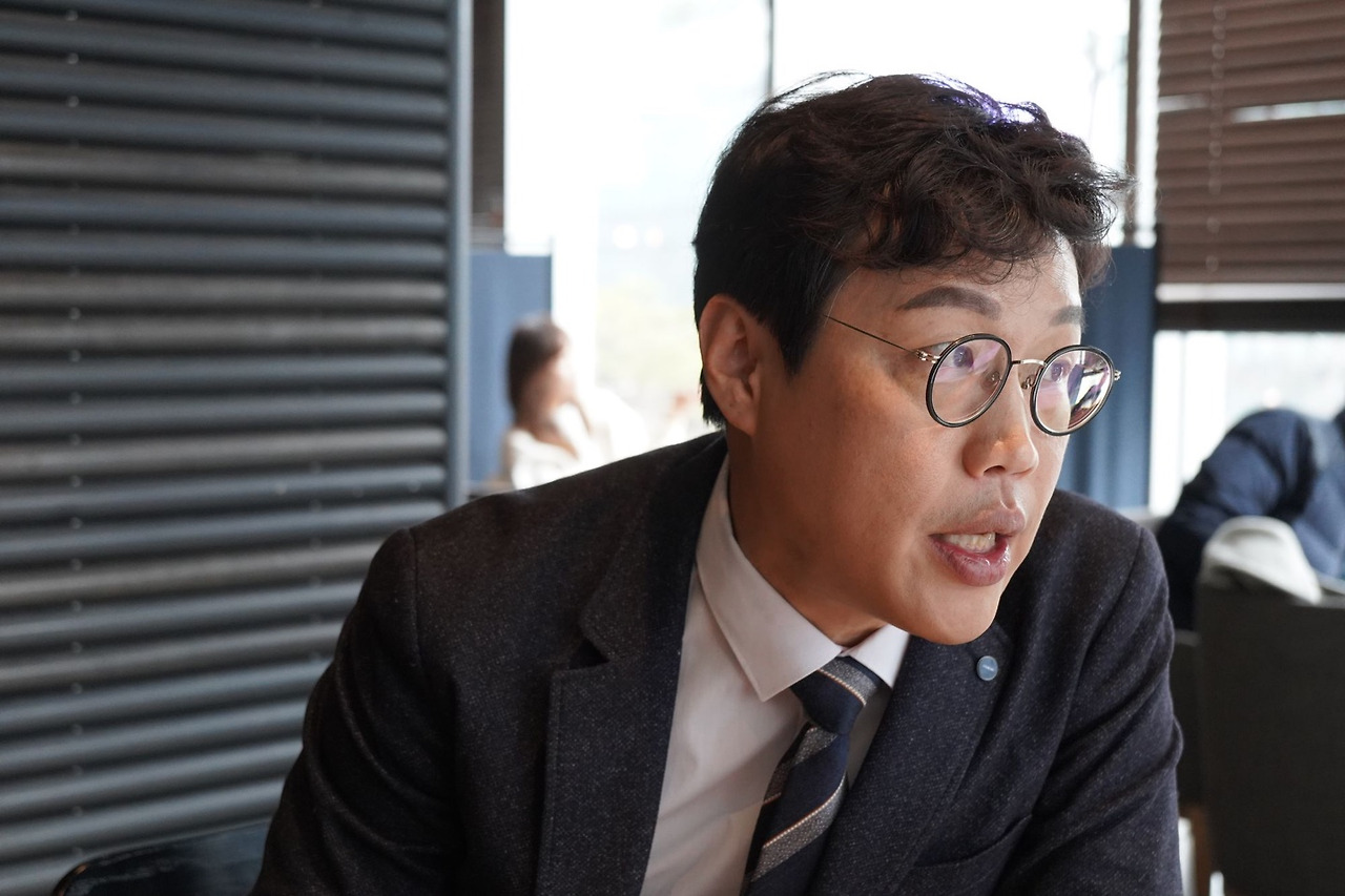 김준일 평론가 프로필