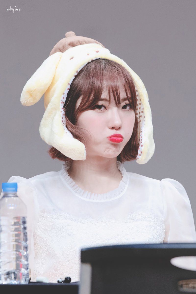 우주소녀 루다 인스타그램 사진 몸매