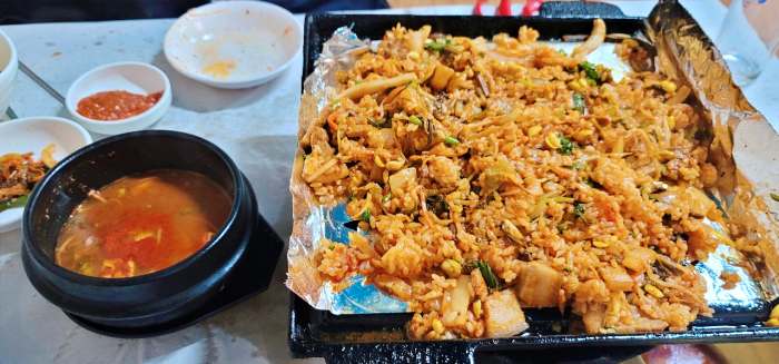 토요일은 밥이좋아 토밥좋아 대전 냉동 삼겹살 & 후식볶음밥 맛집