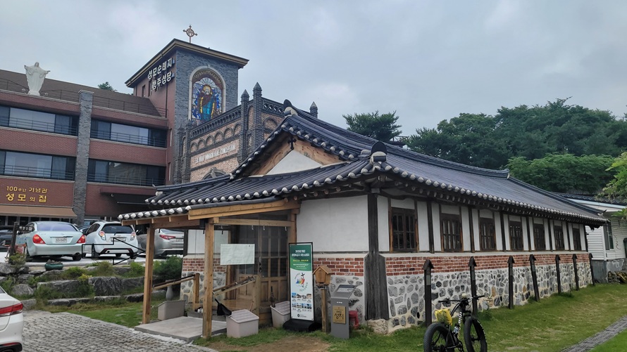 고양 행주성당 성당 건물, 성모당, 100주년 기념관 성모의 집 사진