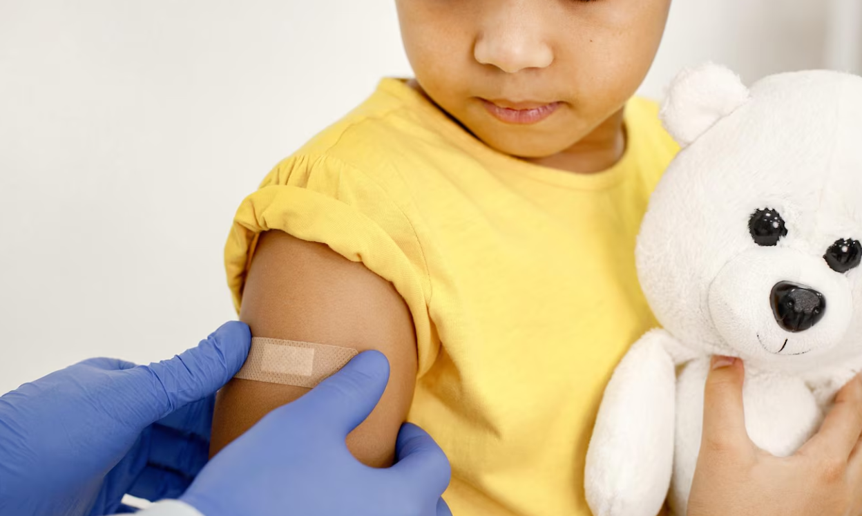 접종받고 난 아이 모습