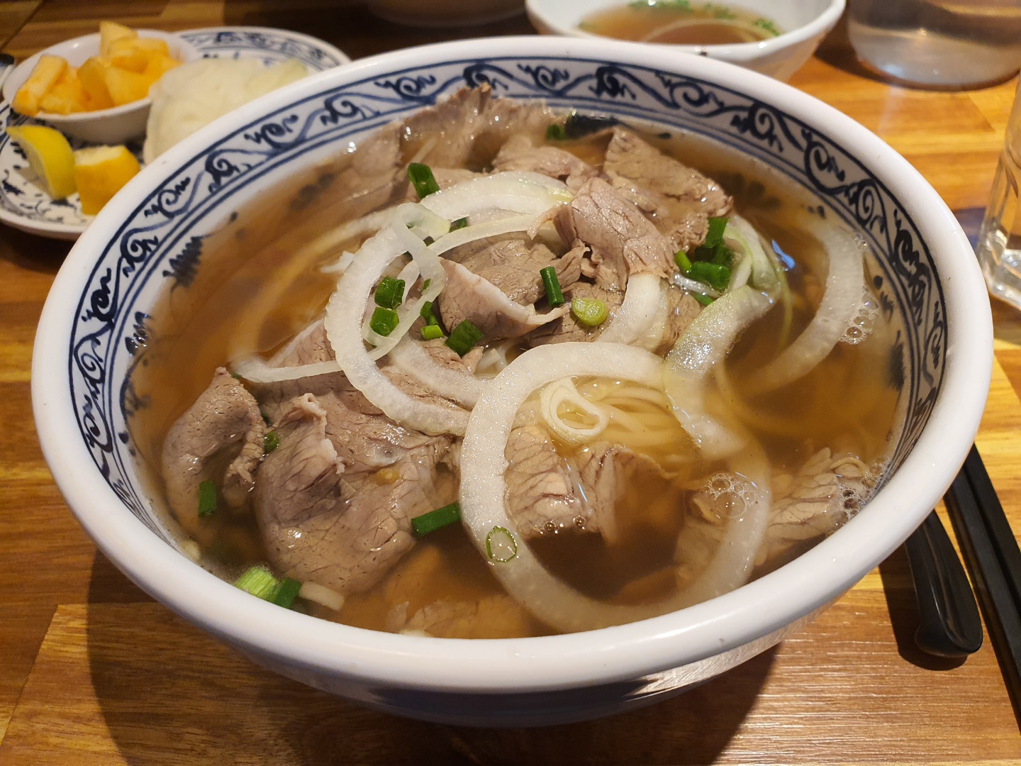 강남구청 맛집 점심식사 추천, 사이공 핫팟 소고기 쌀국수