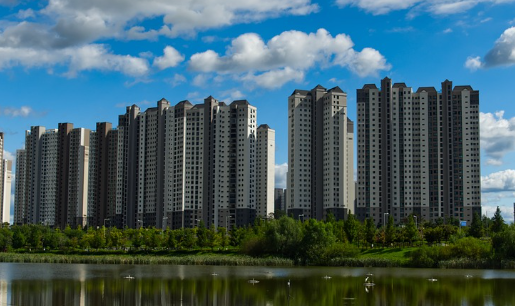 74년 모아야 겨우 집 한 채?