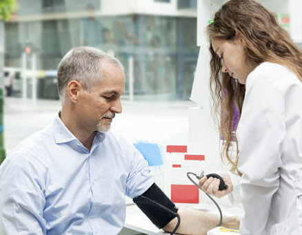 고혈압에 좋은 음식 8가지 추천 (최신)