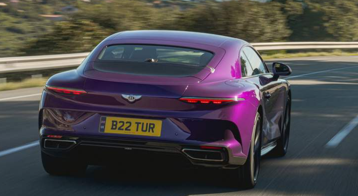 벤틀리-바투르-후면