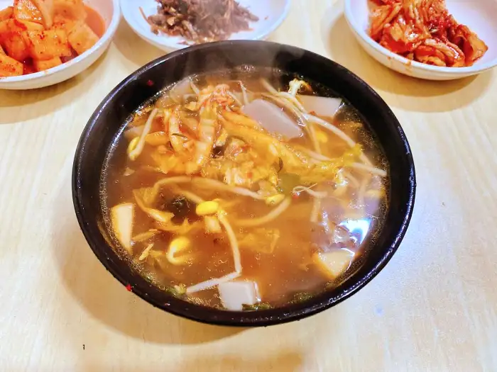 생방송 오늘저녁 경주 팔우정 해장국거리 경주식 묵해장국 모자반 해장국 맛집