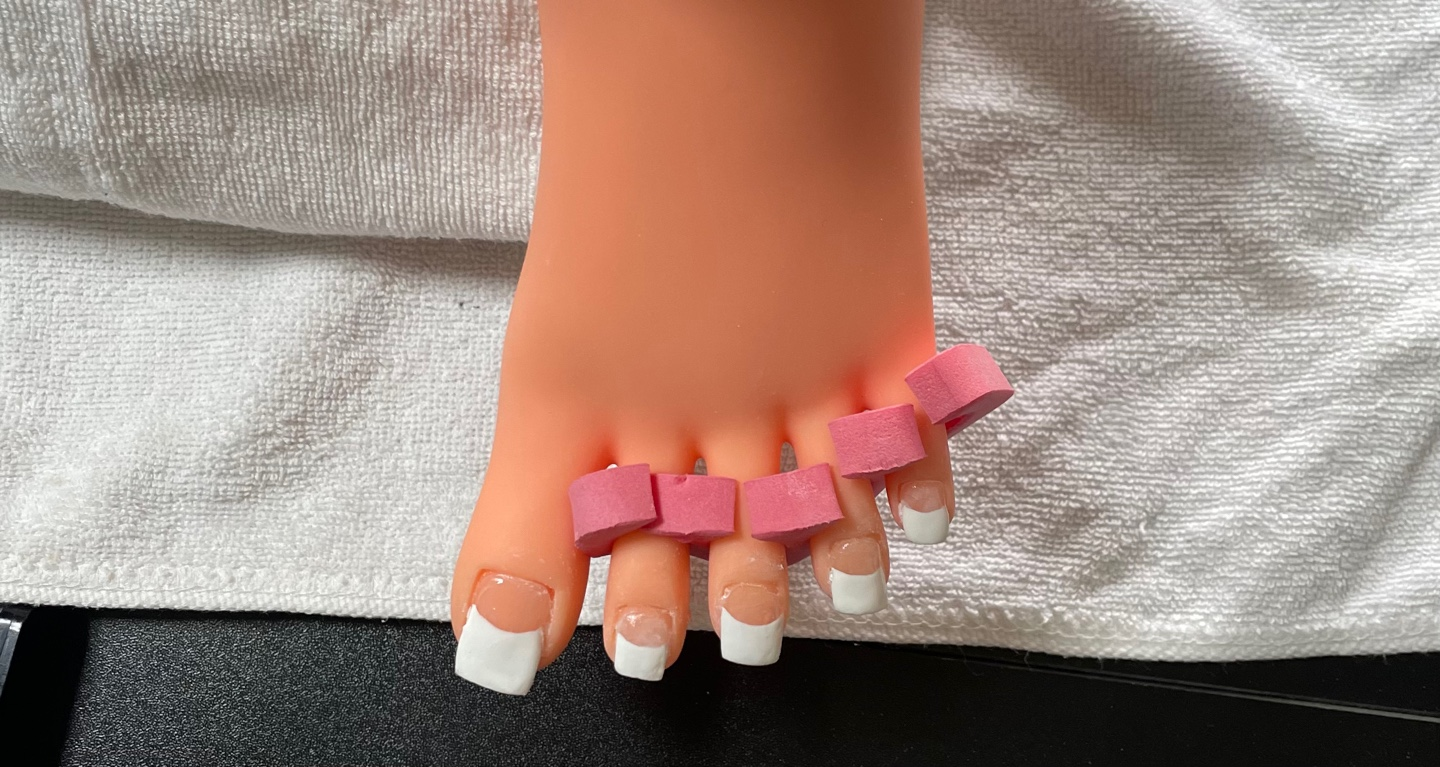 페디큐어딥프렌치