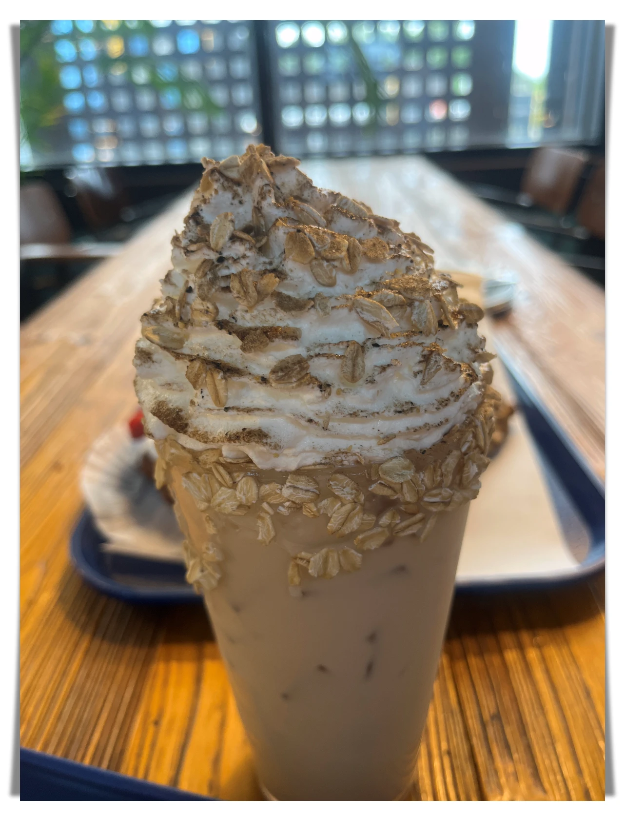 더티트렁크-오트-밀크티