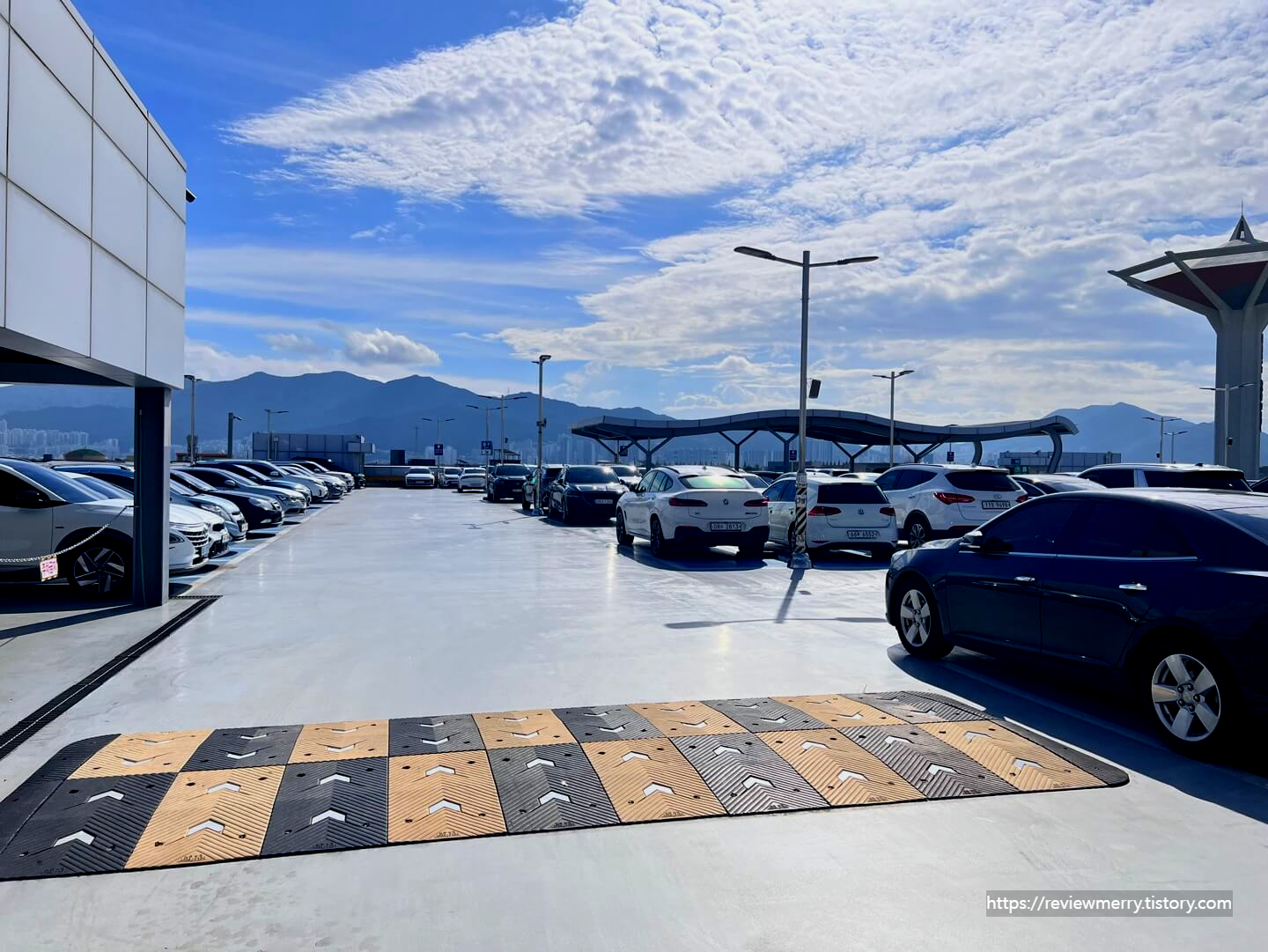 주차장 사진
